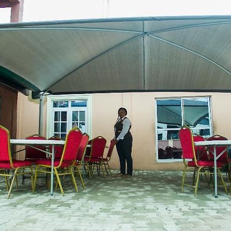 Glasshouse Suites Annex Lagos Esterno foto